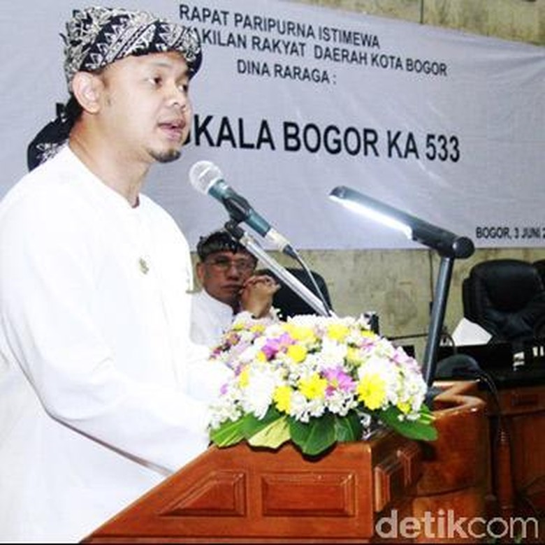 Angkot di Bogor Berbadan Hukum Didemo Sopir, Ini Penjelasan Bima Arya Angkot di Bogor Berbadan Hukum Didemo Sopir, Ini Penjelasan Bima Arya