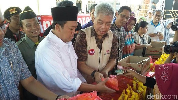Safari Ramadan, BNP2TKI Gelar Pasar Murah di Cirebon