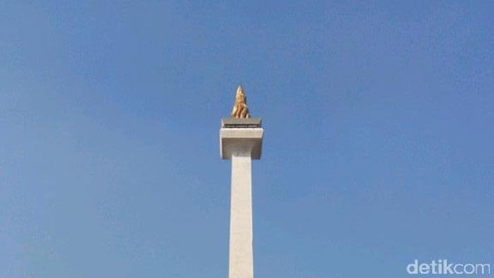 Monas