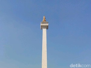 Terima Kasih Pak Ahok! PKL Tertata Rapi, Monas Makin Cantik