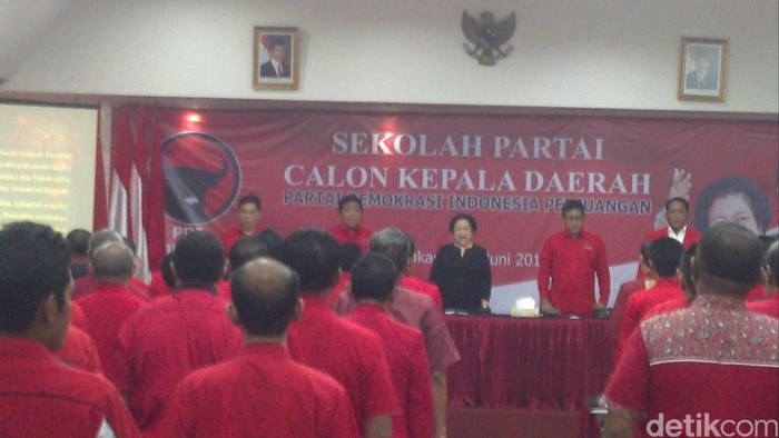 Megawati Buka Sekolah Calon Kepala Daerah PDIP