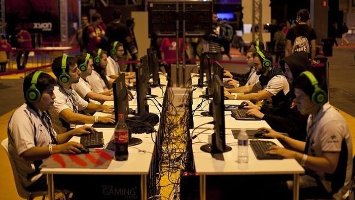 Facebook-an Sepanjang Hari, Bagaimana Puasanya?