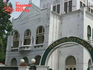 Remaja Jadikan Masjid Cut Meutia Pusat Aktivitas: Festival Jazz hingga Baksos