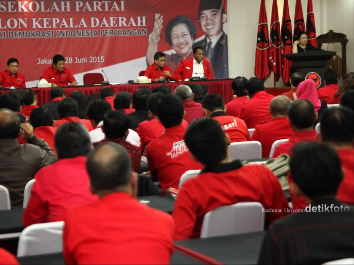 Jokowi Disarankan Bekali Calon Kepala Daerah PDIP