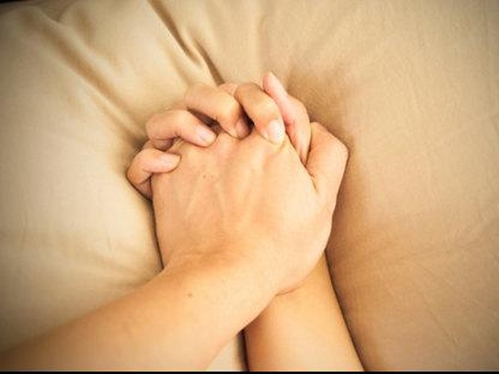 Jam 10 malam disebut ahhli waktu tepat untuk bercinta. (Foto: thinkstock) Jam 10 malam disebut ahhli waktu tepat untuk bercinta. (Foto: thinkstock)
