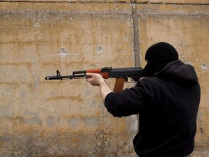 Pemberontak Suriah Eksekusi Mati 18 Anggota ISIS