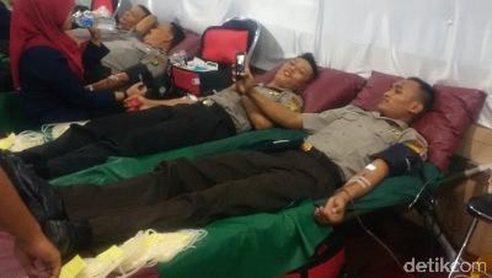 Polda Metro Gelar Operasi Katarak Gratis Bagi 44 Warga Kurang Mampu