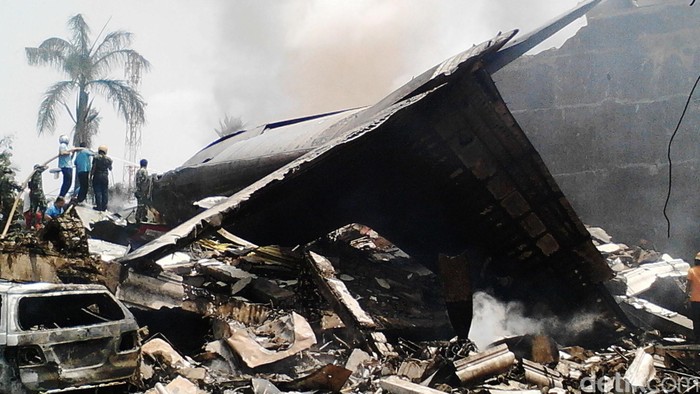 Data Lengkap Penerbangan Hercules yang Jatuh di Medan