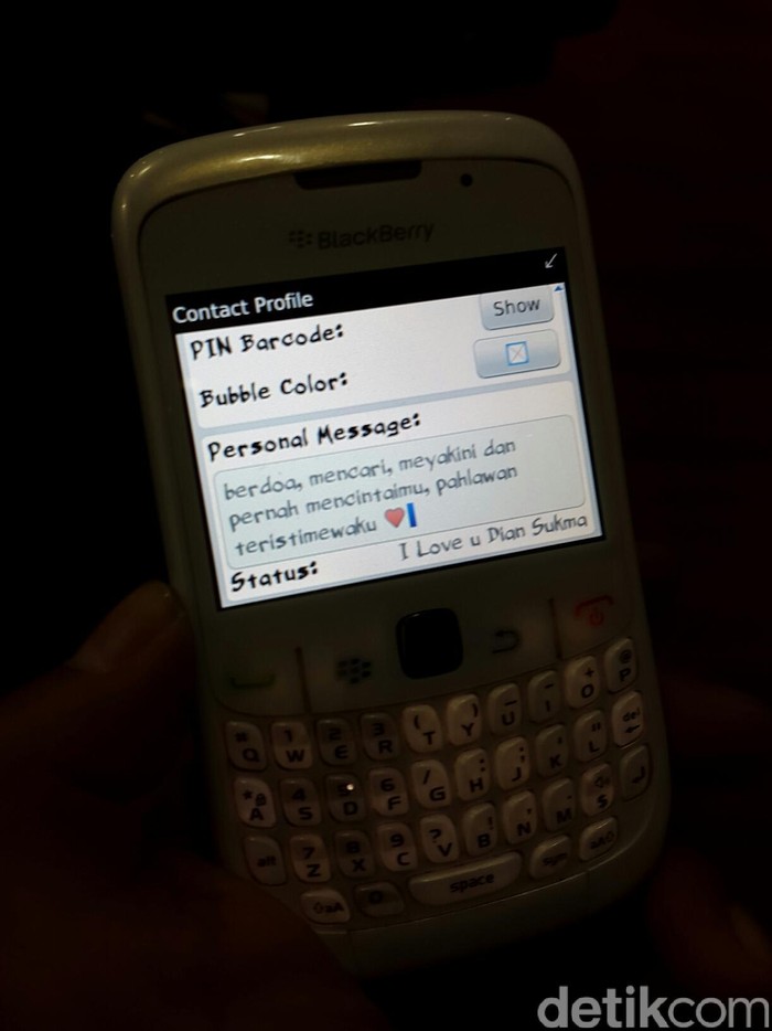 Haru Biru Status BBM Putri, Polwan Tunangan Letda Dian