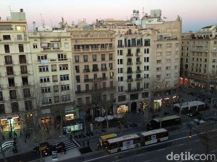 Kisah Wali Kota Banda Aceh Hadapi Tantangan Puasa 20 Jam di Barcelona