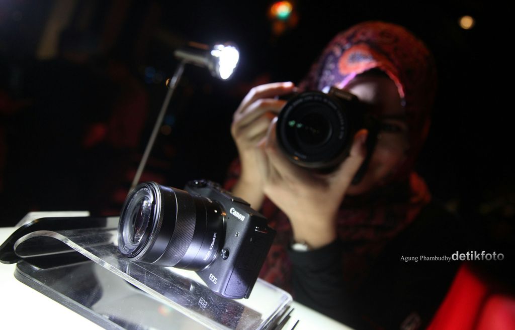 Apa Mainan Baru Canon Nikon Leica & Fujifilm EOS M3