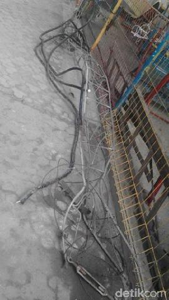 Patah Jadi 2, Ini Wujud Antena Radio yang Ditabrak Hercules