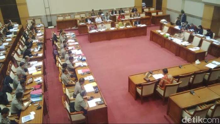 Ini Hasil Rapat Polri dan Komisi III DPR, Salah Satunya Soal SIM
