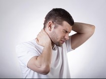 Muncul Nyeri di Kepala dan Leher Seperti Ditusuk Jarum, Apa Penyebabnya Dok?