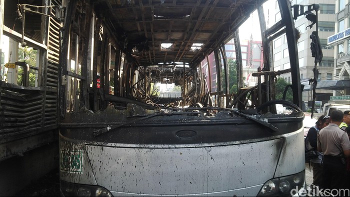 Daftar Panjang Bus TransJ yang Terbakar, Kapan Berakhir?
