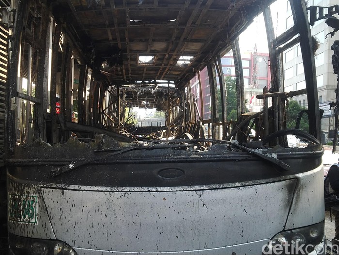 Antonius, Sopir TransJ yang Terbakar di Salemba Diperiksa di Polres Jakpus