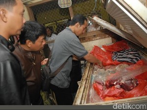 Waspadai Daging Sapi Busuk Beredar di Jombang