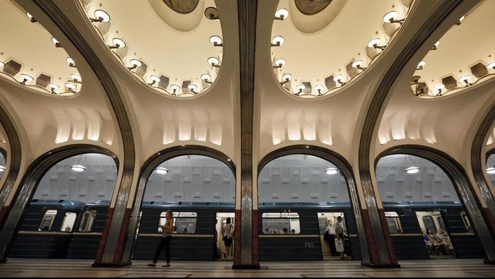 Menengok Sistem Kereta Api Bawah Tanah di Moskow yang Bikin Iri