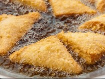 Dok, Boleh Nggak Sih Makan Gorengan saat Diet?