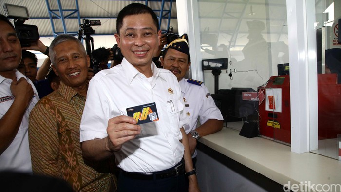 LRT Dibangun 2 Lajur, Nyambung dengan Halte TransJ dan Stasiun KRL