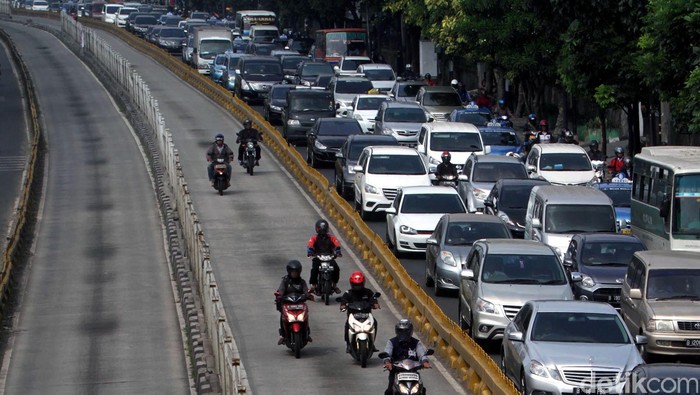 Ahok Belum Terima Laporan soal Petugas TransJ yang Dikeroyok