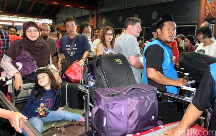 AP II: Libur Panjang, Anda Sebaiknya ke Cengkareng Naik Transportasi Umum