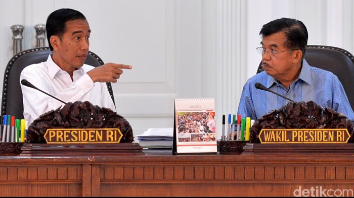 Jokowi Perlu Menteri Loyal, Cerdas, Konsisten, dan Petarung