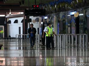 Diduga Stres, Mahasiswi Todongkan Softgun dan Ludahi Polisi di Bandara Soetta