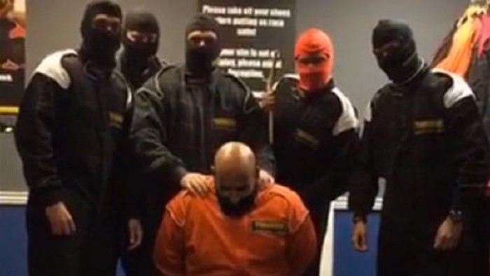 Bikin Video Iseng Eksekusi ala ISIS, 6 Pegawai Bank Inggris Dipecat