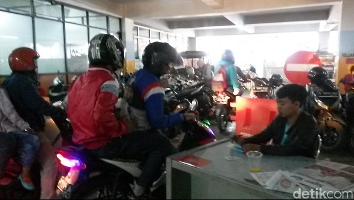 Begini Kondisi Ala Kadarnya Perparkiran sebelum Pakai e-Parking
