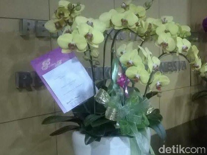 Pimpinan KPK Dapat Kiriman Bunga Anggrek Cantik dari Pemerintah Taiwan