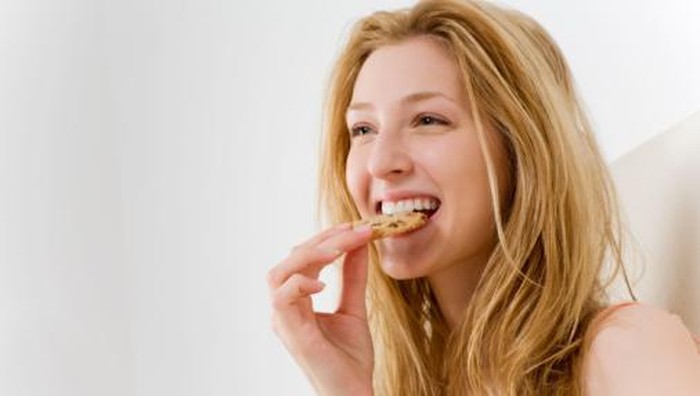 Gemuk dan Ingin Cepat Kurus? Mulailah Berhitung Saat Mengunyah