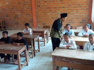 Demi 7 Anak ini, Bupati Purwakarta Bangun Sekolah di Daerah Terisolir