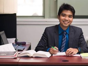 Dua Profesor Termuda di Dunia yang Berasal dari Indonesia, Ada Lulusan UGM