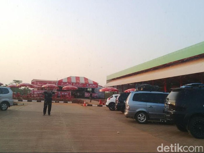 Rest Area Suka Penuh Saat Mudik, Pintar-pintar Pilih Tempat Isi Bensin