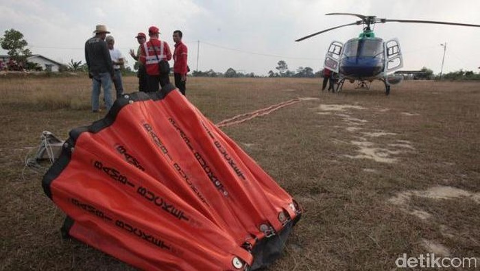 Hutan Taman Nasional Terbakar, Helikopter Diterjunkan untuk Water Bombing