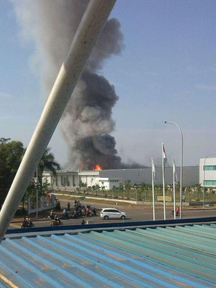 Penampakan Kobaran Api di PT Mandom yang Menewaskan 5 Orang