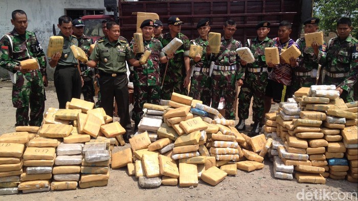 TNI Amankan 1,5 Ton Ganja asal Aceh