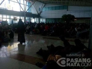 Bandara Selaparang Lombok Masih Ditutup Hingga Jumat Pagi