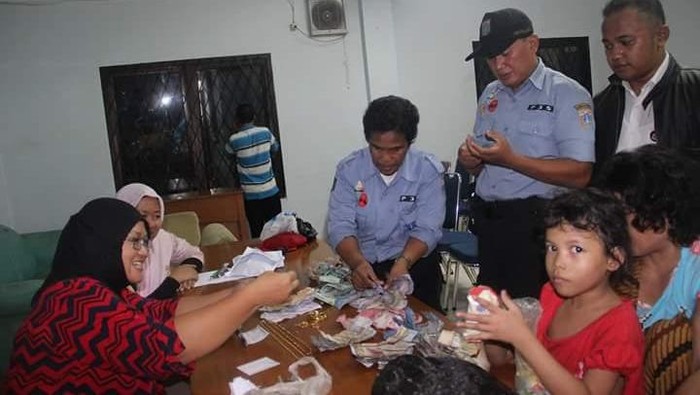 Kena Razia di Cipinang, Pengemis ini Simpan Uang Rp 5 juta dan Emas 60 Gram
