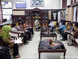 Pemkot Surabaya akan Bangun Rumah Sakit Baru Berkonsep Ecobuilding