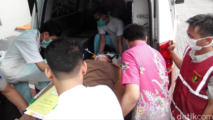 Kritis, 22 Korban Kebakaran PT Mandom Dibawa ke RSCM dan RSPP