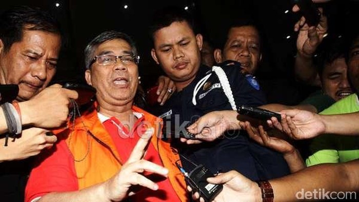 Tak Mau Kasus Akil Mochtar Terulang, MK Gandeng KPK