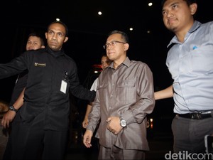 Diperiksa KPK, Anak Buah OC Kaligis Bernyanyi Soal Sumber Uang Suap
