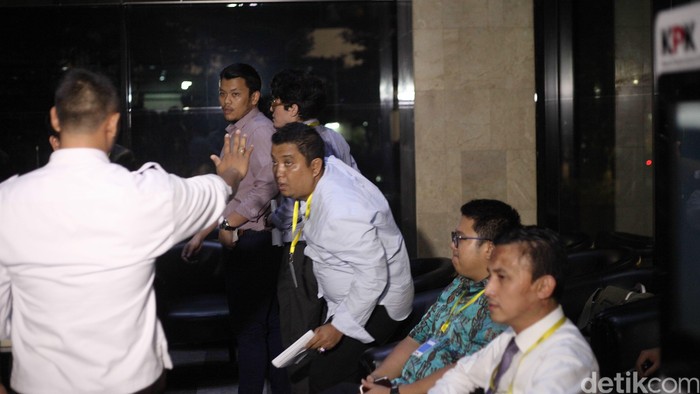 Anak Buah OC Kaligis Ngaku Disewa Pemprov Sumut, KPK Kejar Sumber Uang Suap