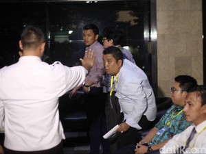 Anak Buah OC Kaligis Ngaku Disewa Pemprov Sumut, KPK Kejar Sumber Uang Suap