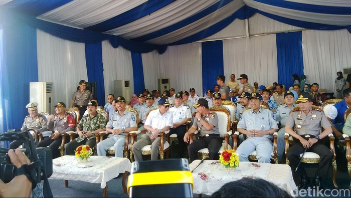 Menteri Jonan: Puncak Arus Mudik dengan Bus H-3 Sampai H-1 Lebaran