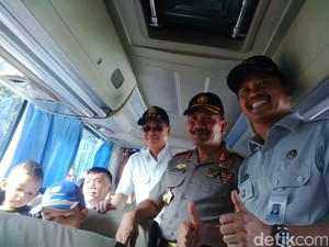 Lepas Pemudik, Kapolri Ingatkan Sopir: Di Tol Cipali Jangan Terburu-buru