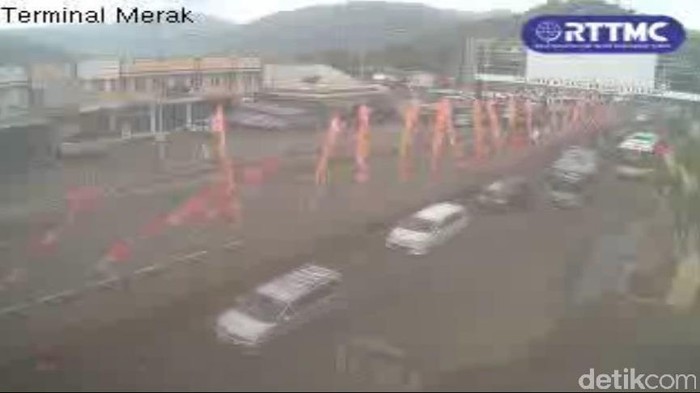 Arus Mudik Lewat Pelabuhan Merak Masih Lancar
