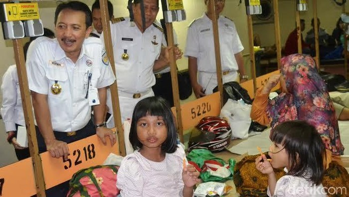 Pantau Mudik Gratis, Dirut PT Pelni Ikut Berlayar Menuju Semarang